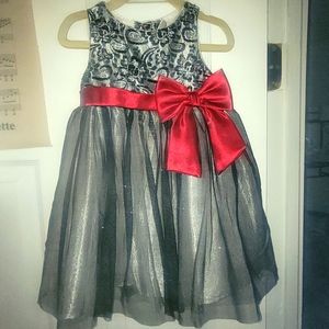 Girls dress